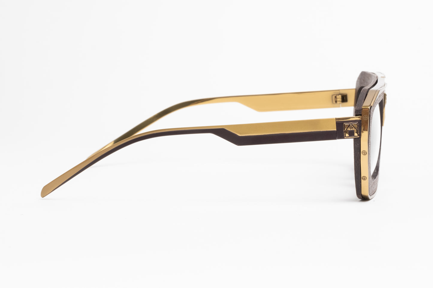 MATRIARCA BROWN