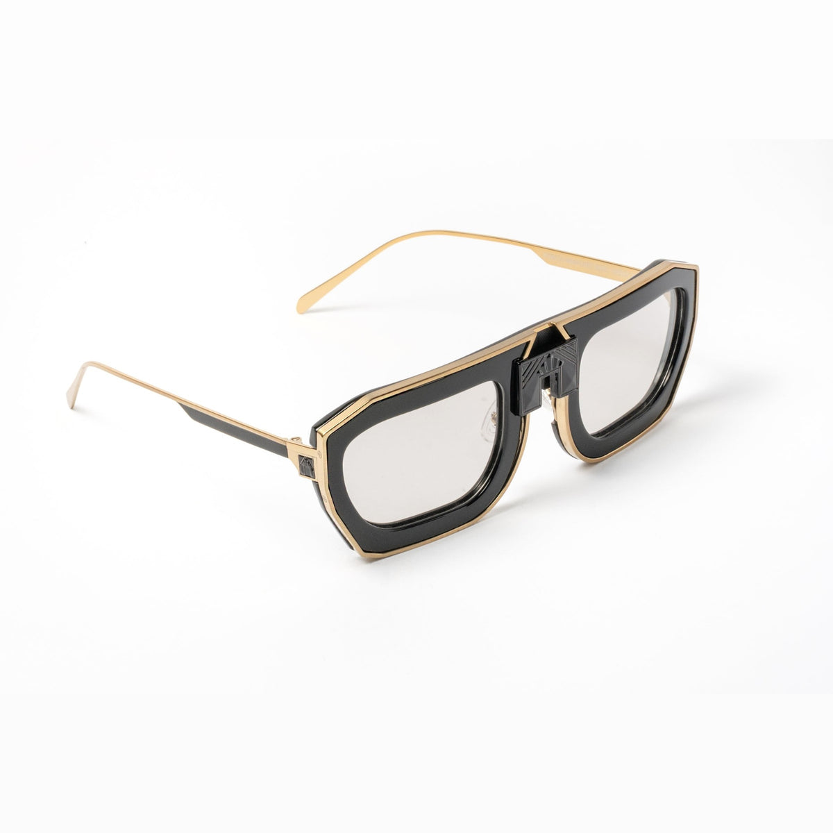 ARIA NOIR Patriarca eyewear in Midnight Noir, three quarter angle view