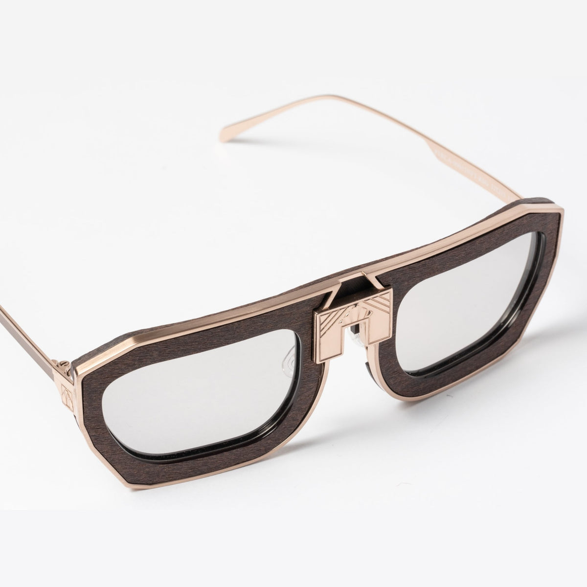 ARIA NOIR Patriarca eyewear in Brown, three quarter angle view