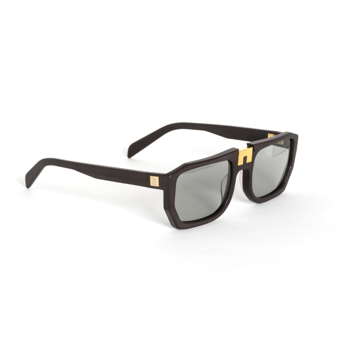 ARIA NOIR ARCA I sunglasses in Proceso Brown, three quarter angle view