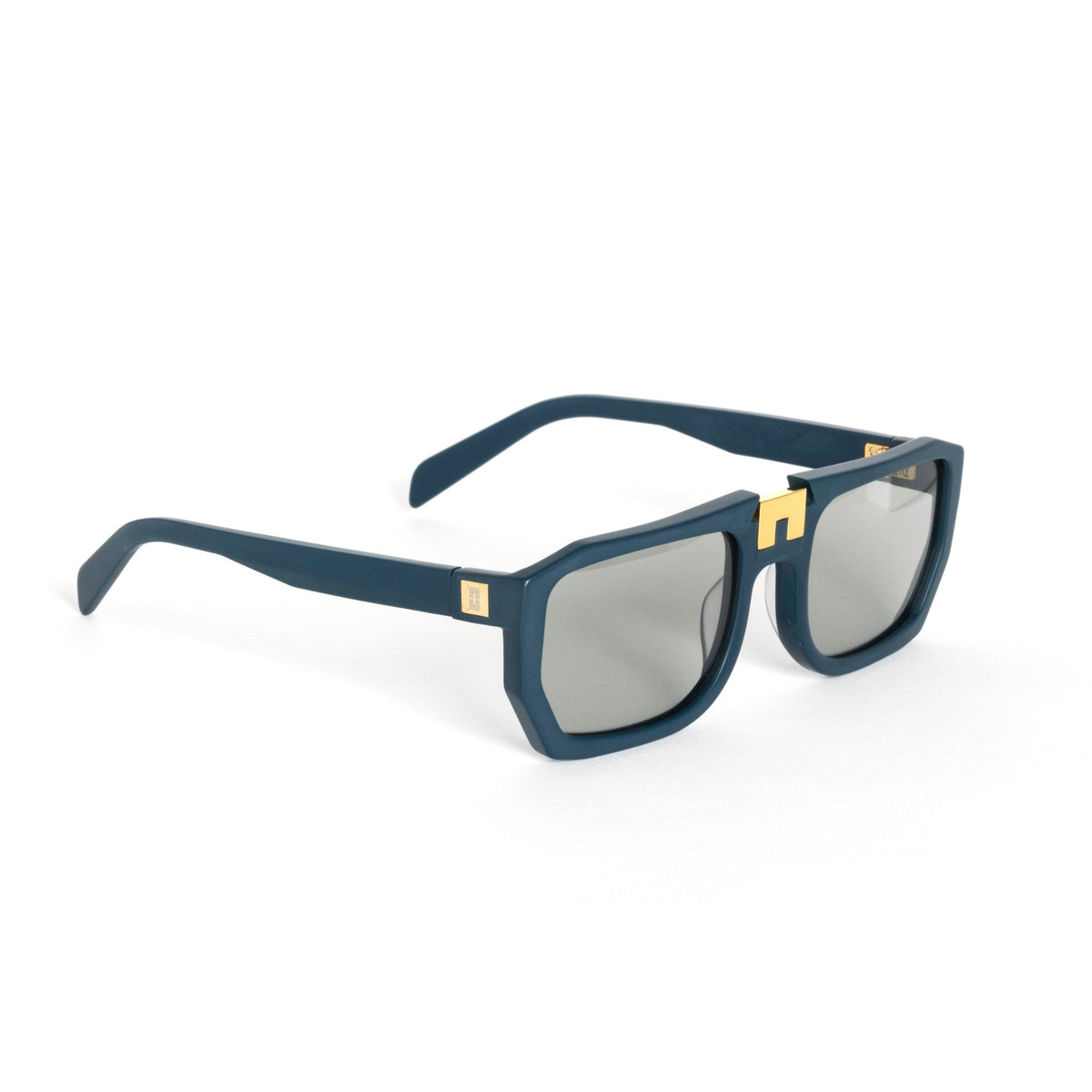 ARIA NOIR ARCA I sunglasses in 309 Blue, three quarter angle view