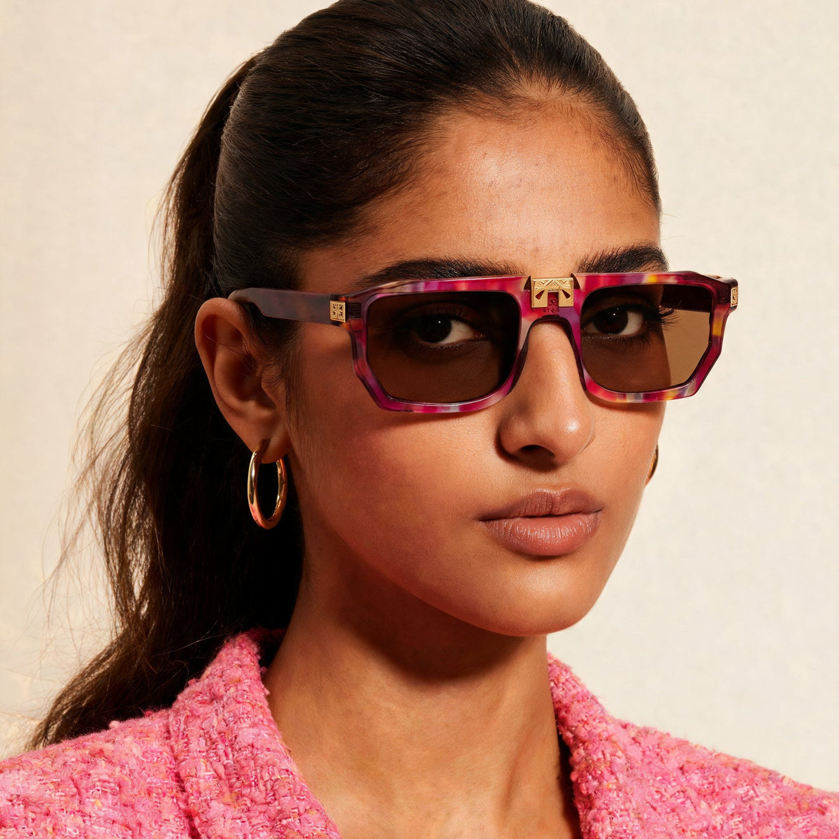 ARIA NOIR ARCA II Tutti Frutti sunglasses on model